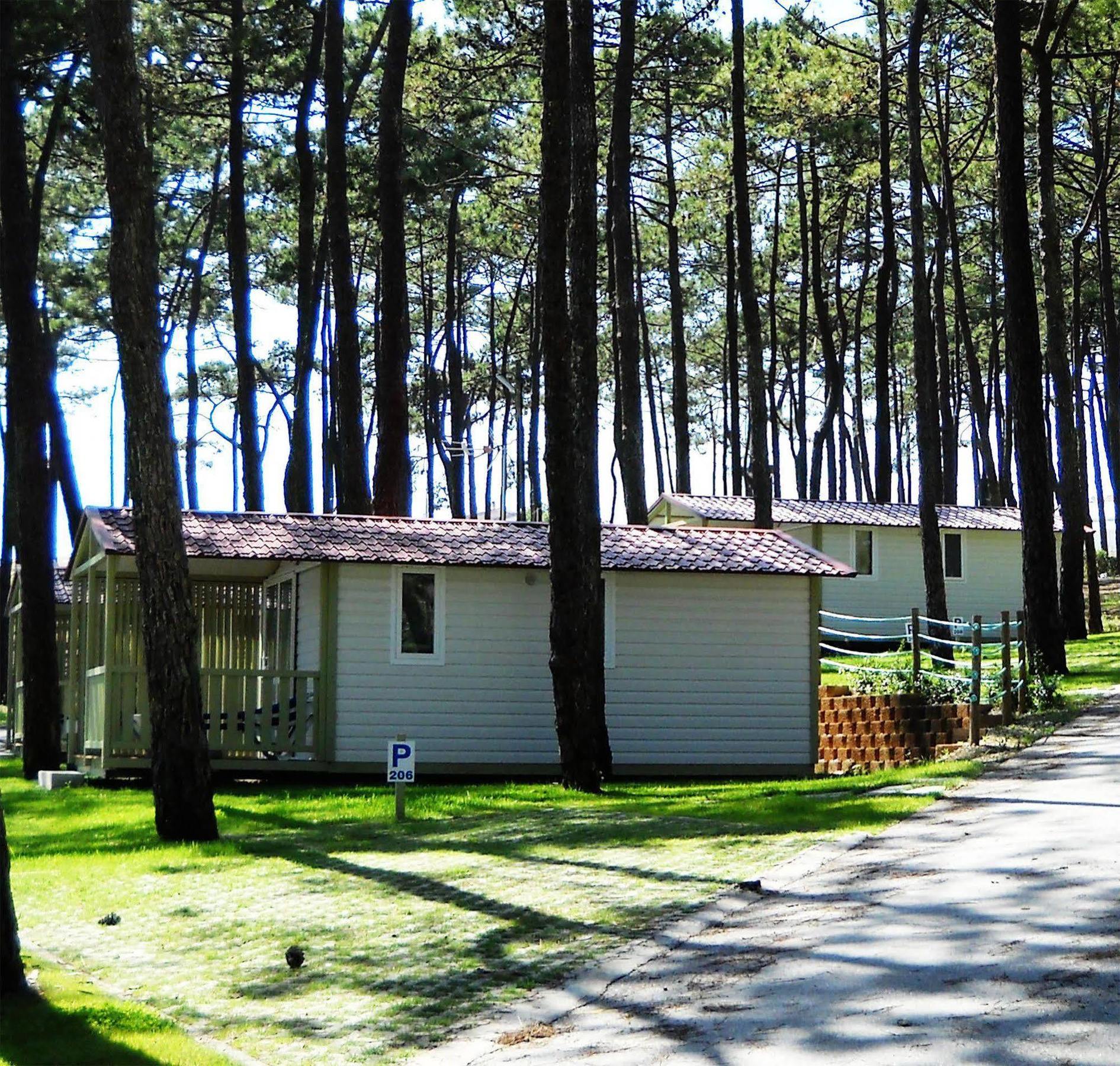 Orbitur Valado Bungalows Caravan Park Hotel Назаре Екстериор снимка
